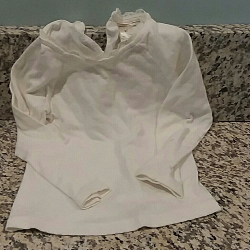 Very cute long sleeve top